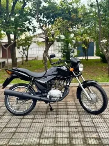 Segundo dono moto toda ok