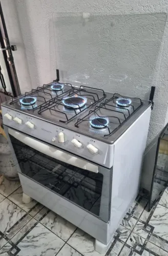 Fogão 5 bocas