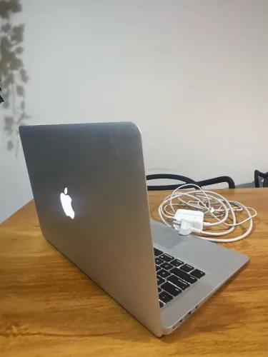macbook air 13 2014