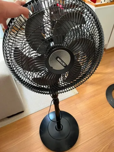 Ventilador de Coluna Mallory