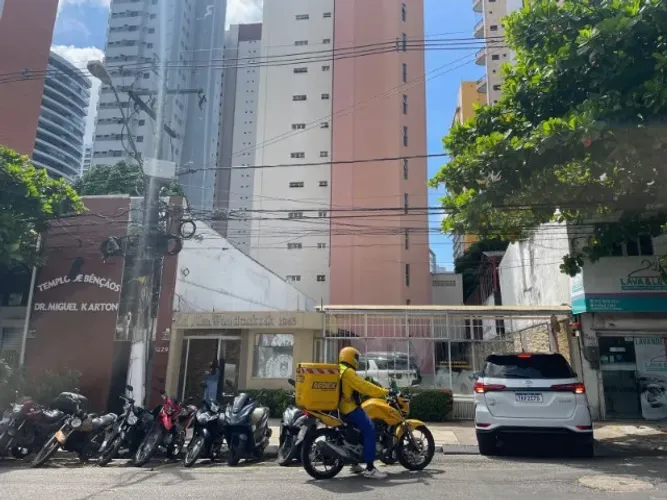 SARÁTY VENDE - Sala Comercial à Venda no Ed. Wandenkolk | 42m² | 1 Vaga Rotativa