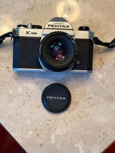 Máquina fotográfica PENTAX K1000 - IMPECÁVEL