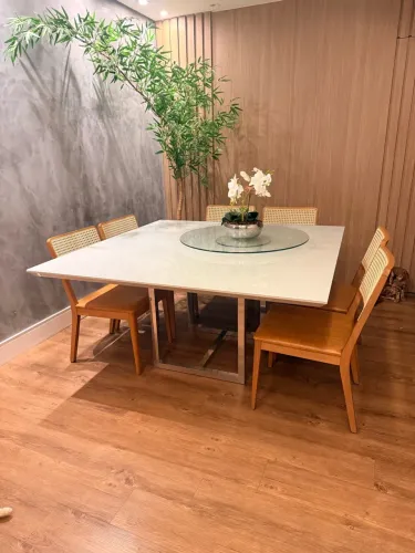 Mesa de jantar quadrada 150x150
