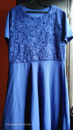 Vende se vestido feminino azul