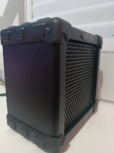 Amplificador Cubo Giannini G6 Mini - Caixa de Som para Guitarra com Efeitos + Entrada Mic