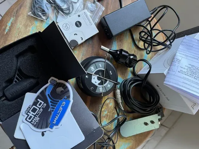 kit tatuagem NOVO (Maquina, fonte e acessórios)