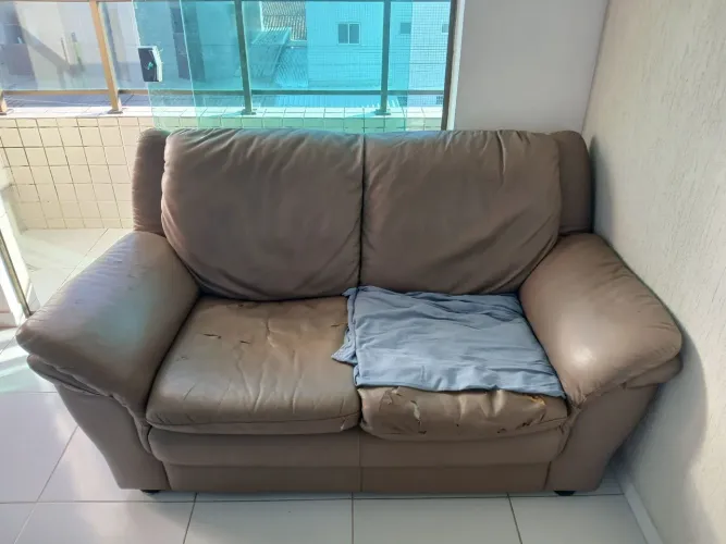 Sofá usado pra vender rápido