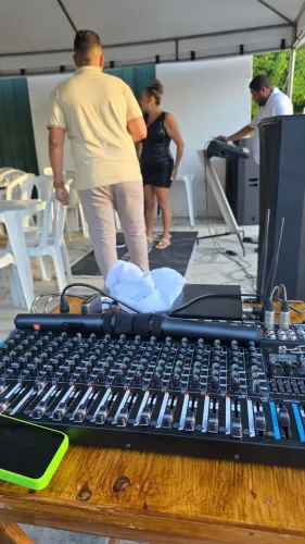 MESA SOM 16 CANAL 