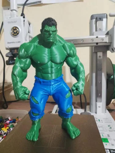 Action figure. Hulk feito em impressora 3d 