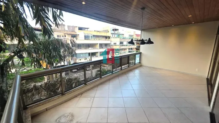 Recreio dos Bandeirantes | Apartamento 3 quartos, sendo 1 suite