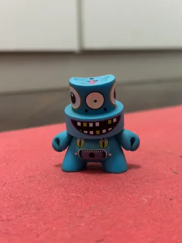 Kidrobot Fatcap (Toy art - Dalek) 