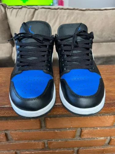 Tênis Jordan low 1