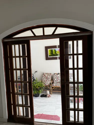 Vendo essa linda Porta de madeira Sucupira