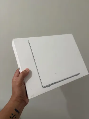 MacBook Air M5
