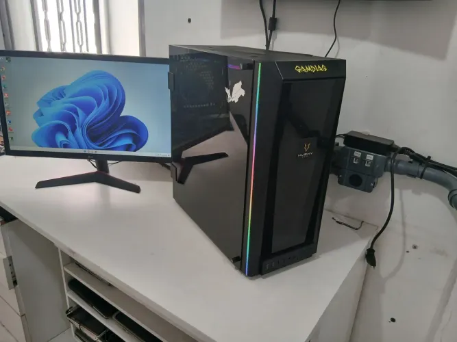 Computador gamer + monitor 24 polegadas 144hz