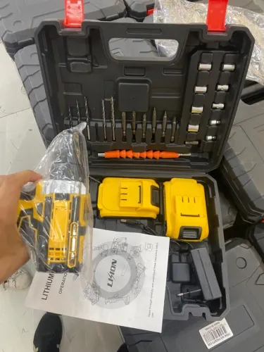 Parafusadeira Furadeira + Acessorios