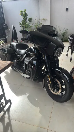 Harley ultra limited