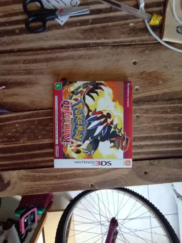 Pokémon Omega Ruby Nintendo 3DS Portátil Usado na Caixa e com livretos ORIGINAL