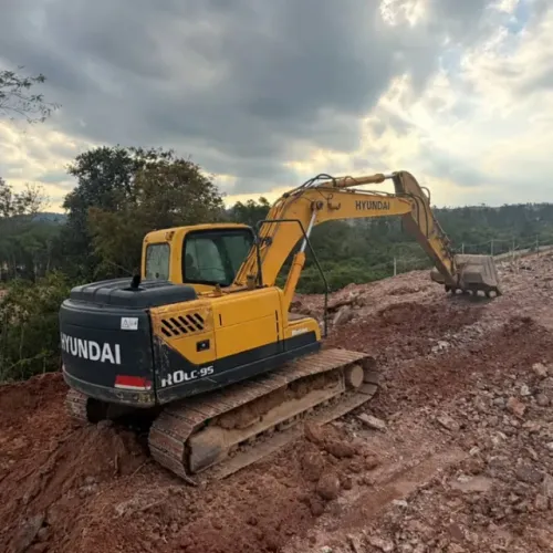 ESCAVADEIRA HYUNDAI 140LC