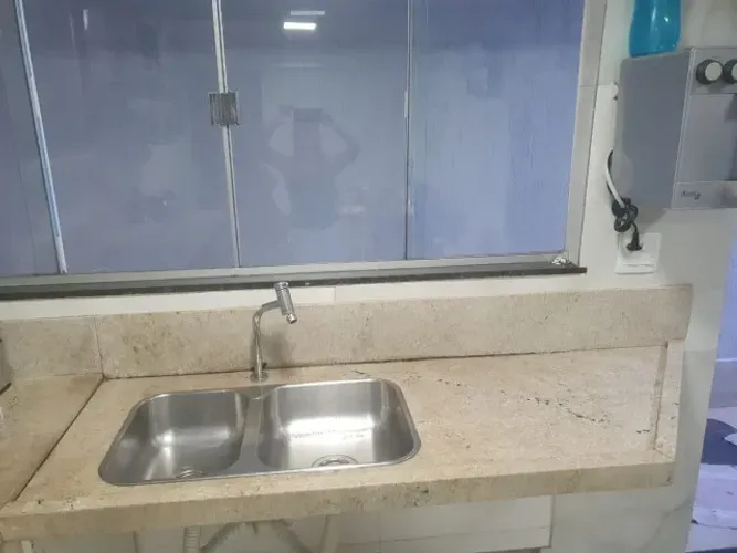 Pia de granito com cuba dupla inox - 1,73 m
