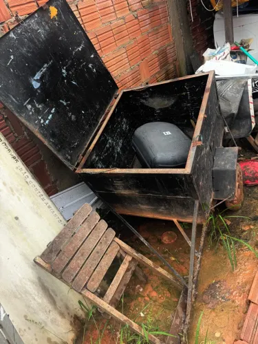 Carrocinha de moto 