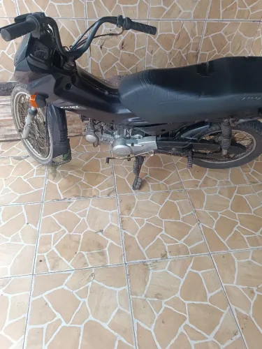 Moto pop 100