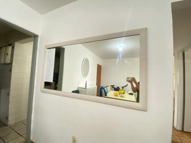 Espelho Grande com moldura texturizada