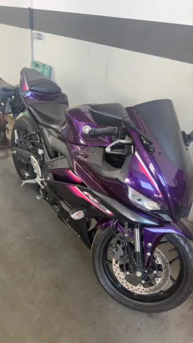 Moto R3
