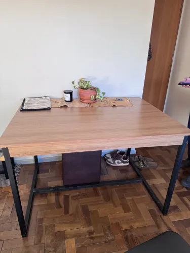 Mesa de sala ou escritório/ ateliê