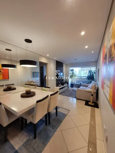 Apartamento à venda, de 2 quartos, varanda e 1 vaga na Mooca