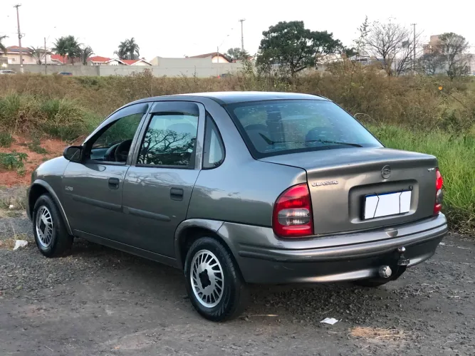 Chevrolet Corsa SED Class.life 1.0/1.0 Flexpower (álcool) 2005