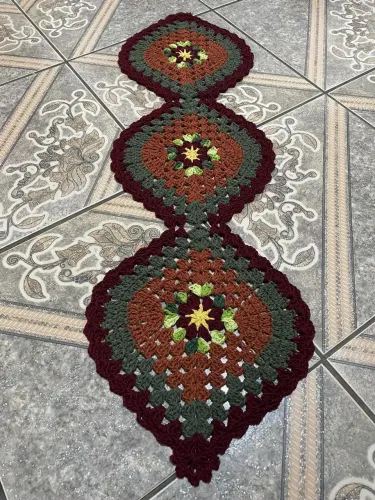 Trilho de mesa de crochê