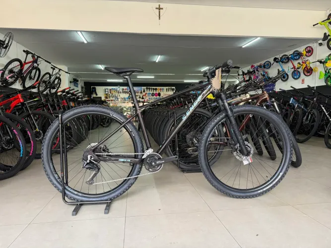 BICICLETA ARO 29 SENSE REACT PRO 18v SHIMANO C/ 3 MESES DE GARANTIA E NOTA FISCAL 