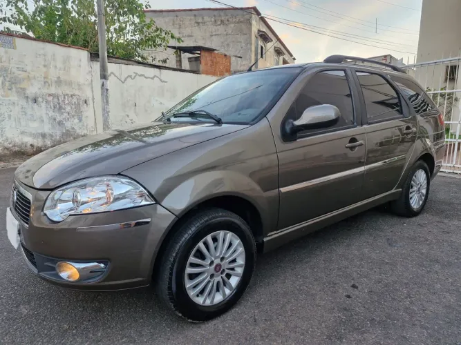 Fiat Palio Week. Attractive 1.4 Fire Flex 8V 2012
