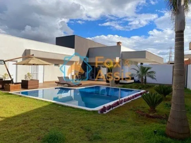 Casa á venda Condomínio Estância Hípica.