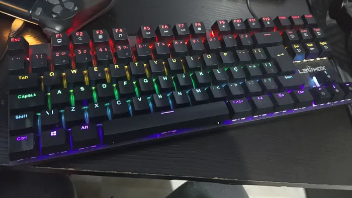Teclado mecânico novinho comprei outro, switch azul