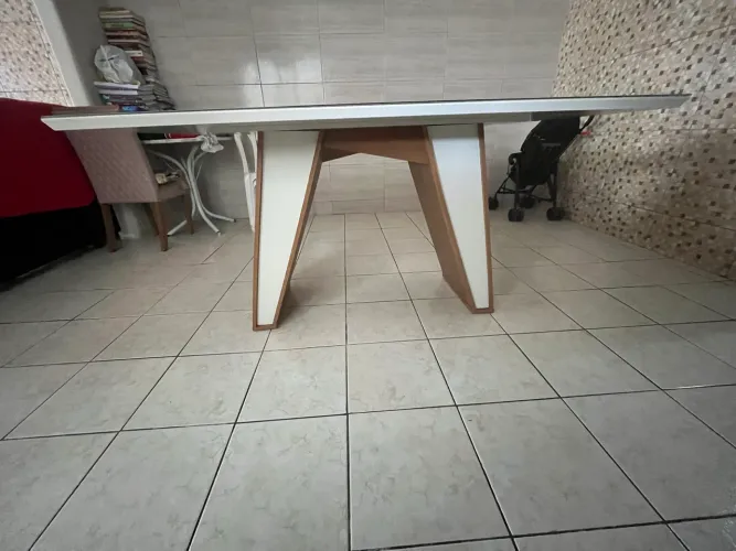 Mesa de 6 cadeiras