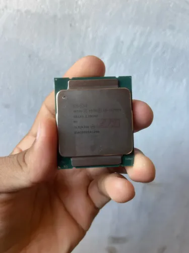 Processador xeon E5-2670 Vendo ou troco ACEITO CARTÃO