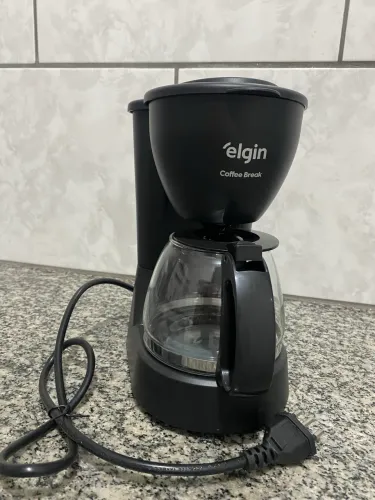 Cafeteira elgin nunca usada
