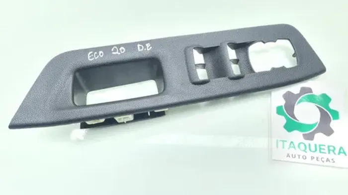 Moldura Comando Vidro Dianteira Esquerda Ford Ecosport 2020