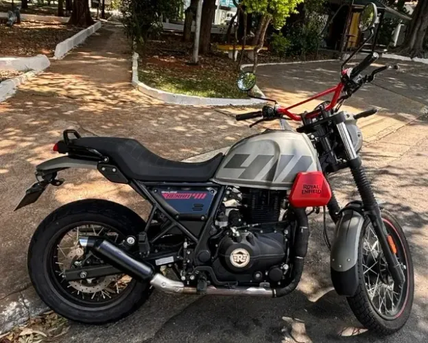 Royal Enfield Scram 411 Tunada Cinza/vermelha 2015 Km