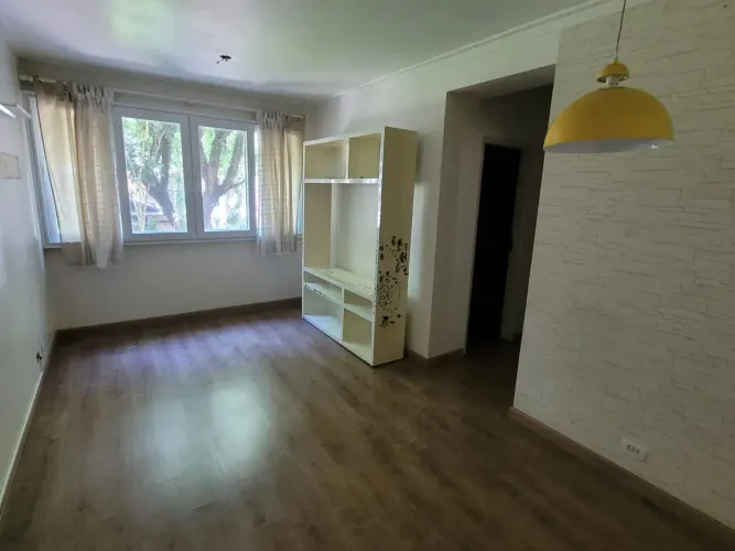 Apartamento para venda possui 75 metros quadrados com 2 quartos