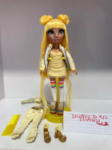 Boneca Sunny Rainbow high