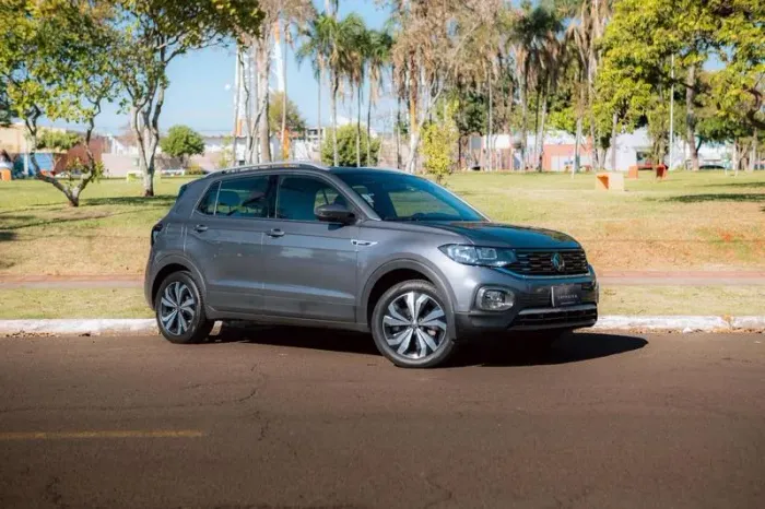Volkswagen T-Cross Highline 1.4 TSI Flex 16V 5P AUT 2024