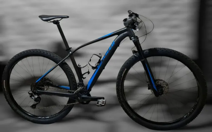 BIKE SPECIALIZED ROCKHOPPER EXPERT ARO 29 TAMANHO 17- M<br>