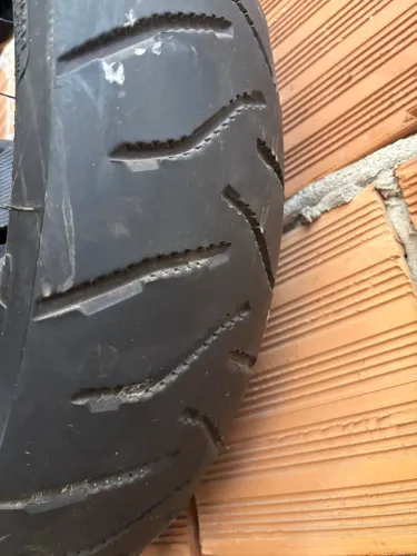 Pneus moto meia vida 
