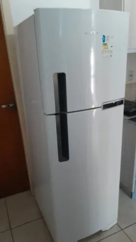 Geladeira Brastemp 375L BRM44H Branca