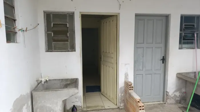 Alugo kitnet