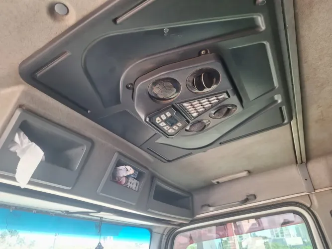 Axor 2544 ano 2008 Carreta randon ano 2002 assoalho omeda