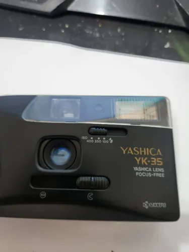 Maquina fotográfica yashica
